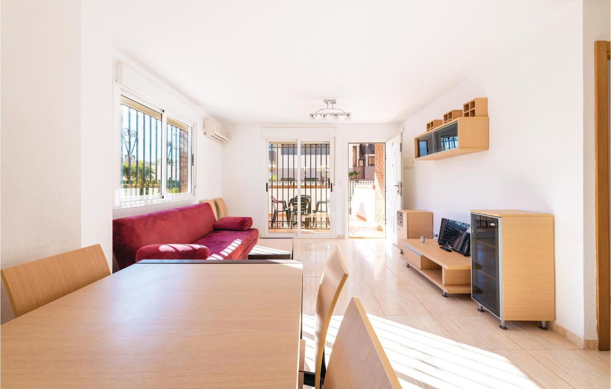Amazing Apartment In Oropesa Del Mar With Kitchen Extérieur photo