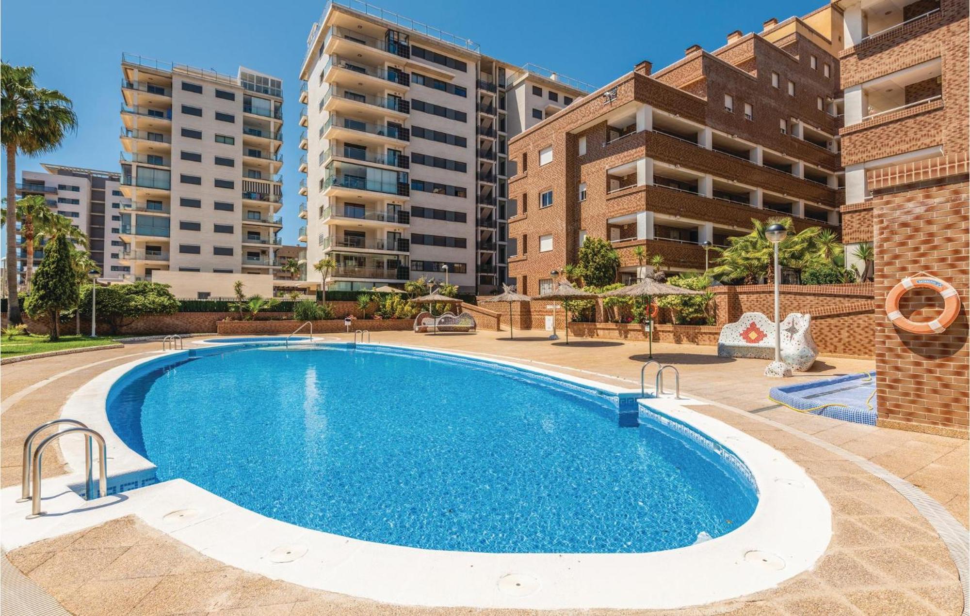 Amazing Apartment In Oropesa Del Mar With Kitchen Extérieur photo